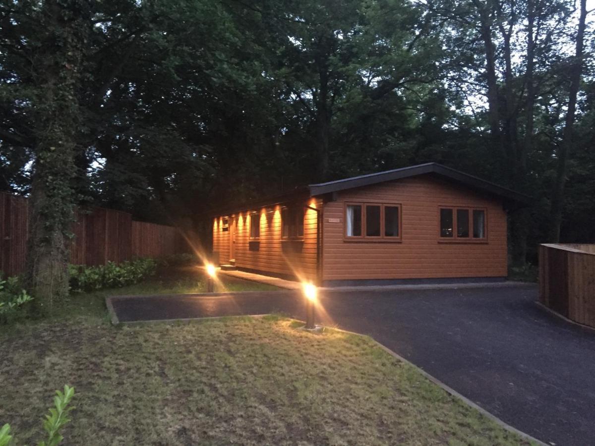 Shellow Lane Lodges Конґлтон Екстер'єр фото