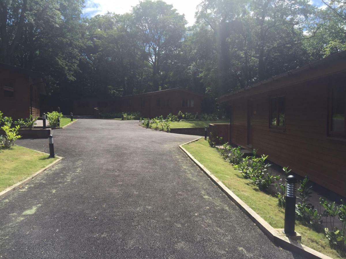 Shellow Lane Lodges Конґлтон Екстер'єр фото